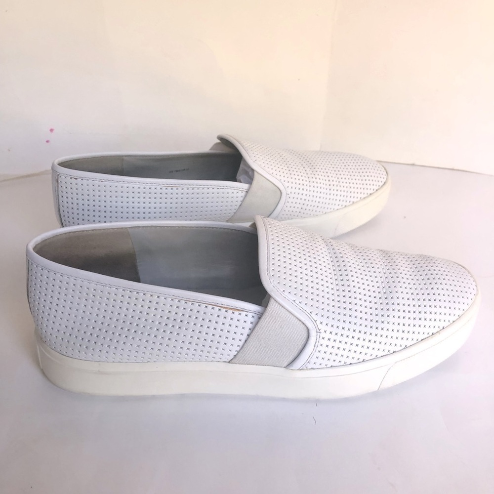 Vince Woman’s Blair Italian Leather White Perforated Slip-On Sneakers Size 7/37
